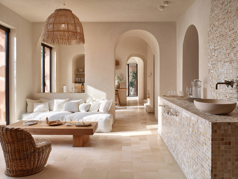 Homes & Estates